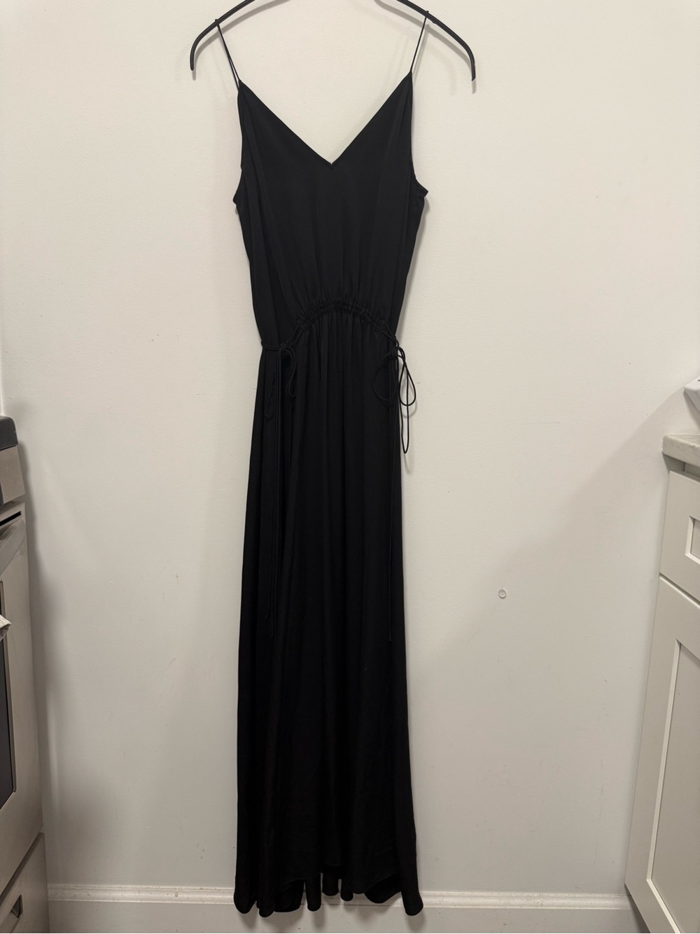 Theory Relaxed V-Neck Sleeveless Maxi Dress in Black 100% Silk Georgette
